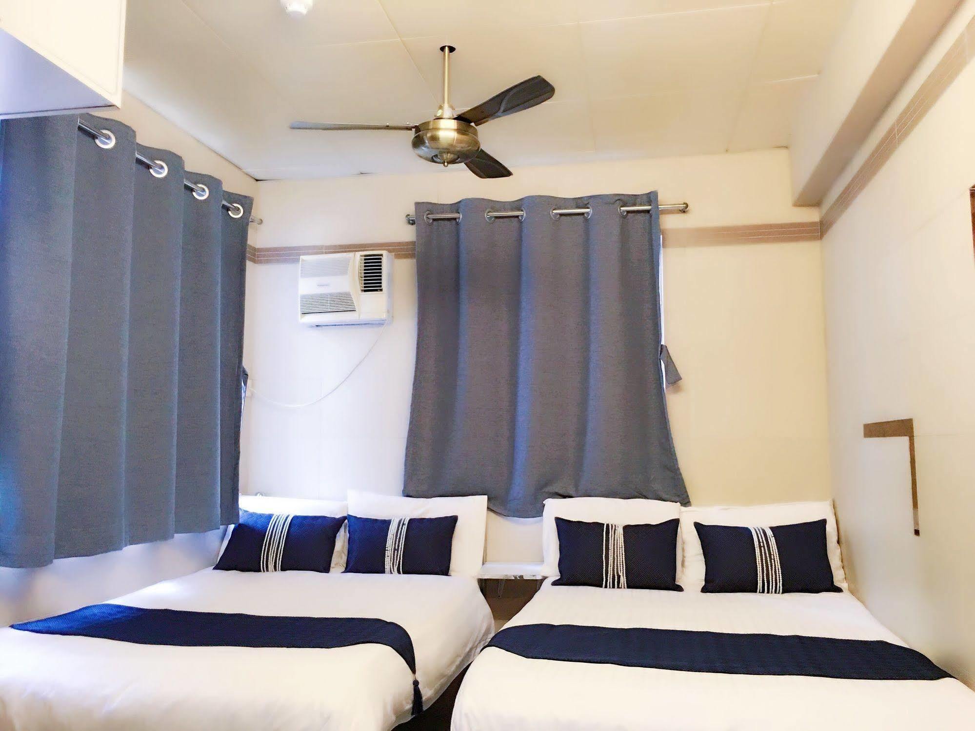 Osaka Hostel Хонконг Екстериор снимка